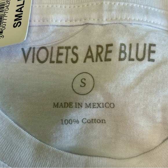 Violets Are Blue Sz S Tulum Mexico 🇲🇽 T Shirt NWT White Blue Yellow & Pink - Picture 4 of 4